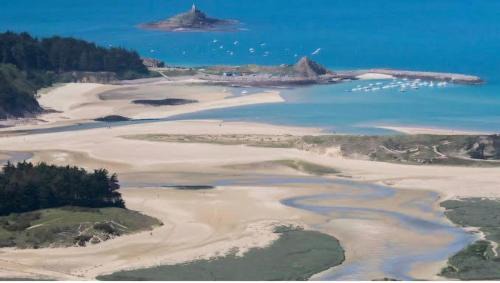 Pleherel-Plage-Vieux-Bourg House | Mer et calme