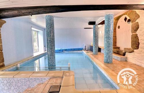 Parigne House | Mer