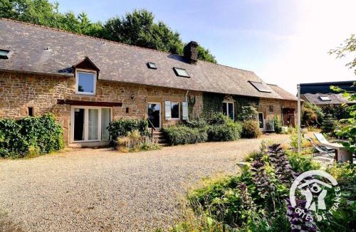 Parigne House | Mer