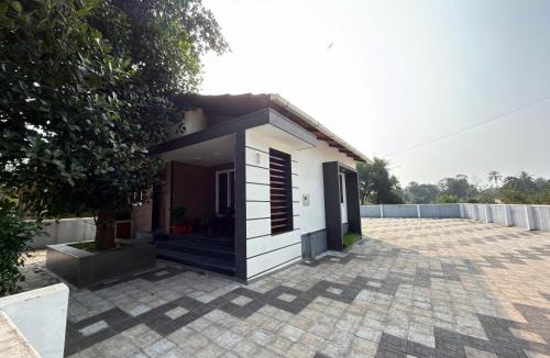 Inna House | Merchant Homestay Cozy Stays & Celebrations
