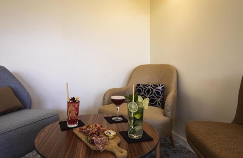 Aix-les-Bains Hotel | Mercure Aix-les-Bains Domaine de Marlioz Hôtel & Spa