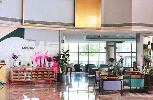 Wenfeng District Hotel | Mercure Anyang Downtown