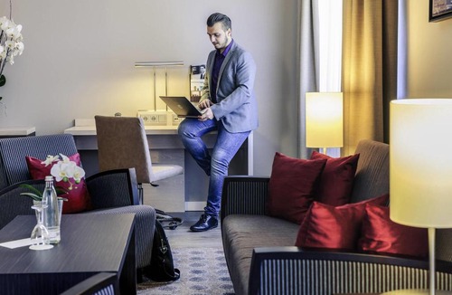 Neuperlach Hotel | Mercure Hotel München Süd Messe