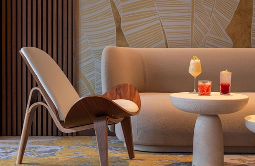 Miroir - Batignolles Hotel | Mercure Le Mans Batignolles - Hôtel & Spa