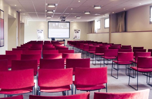 Maurepas Hotel | Mercure Maurepas Saint Quentin