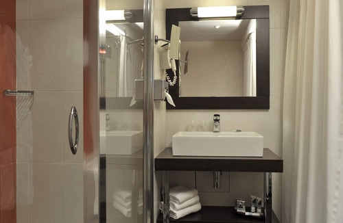 Maurepas Hotel | Mercure Maurepas Saint Quentin
