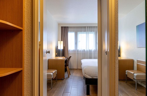 Le Blanc-Mesnil Hotel | Mercure Paris Le Bourget