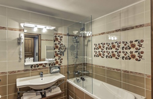 Sighisoara Hotel | Mercure Sighisoara Binderbubi - Hotel & Spa