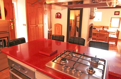 Meribel Ski Chalet | MERIBEL-CENTRE CHARMING CHALET12 PERS, 3MN WALK TO LIFT SLOPES, FOREST, STORES.