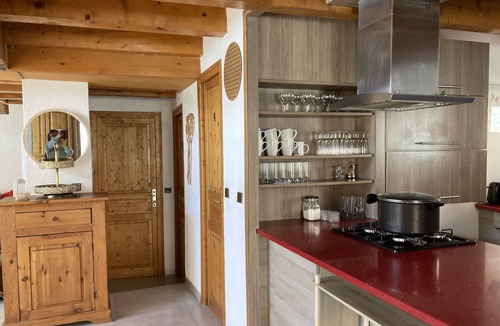 Meribel Ski Chalet | MERIBEL-CENTRE CHARMING CHALET12 PERS, 3MN WALK TO LIFT SLOPES, FOREST, STORES.