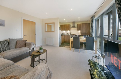 Central Aberdeen Apartment | Merkland Lane Lodge - Grampian Lettings