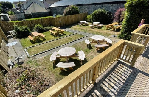 Portaferry Apartment | Mermaid Bar & Accomodation