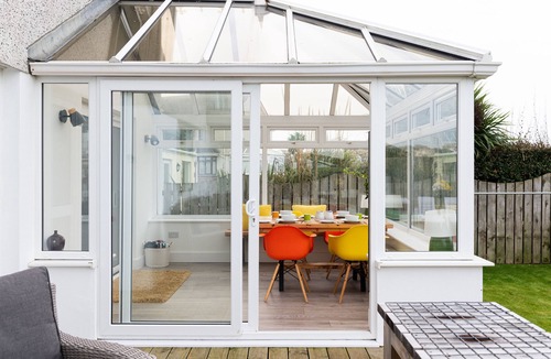 Porth Cottage | Mermaid Gaze is the perfect coastal retreat for families or couples