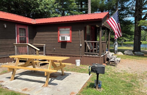 Howland Cabin | Merrill Brook Cabins - Cabin 1 - Deer Haven