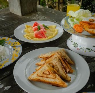 Sukasada House | Mesari Cottage Guest House