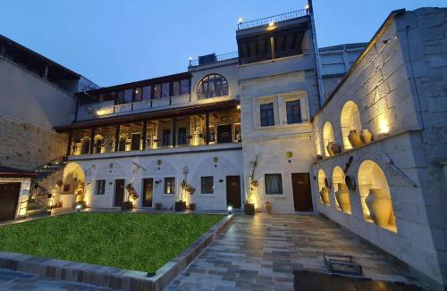 Cavusin Hotel | Mesken Cave Suites