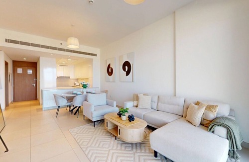 Al Safa Apartment | Mesmerizing 2 Bed l Canal and Burj Views
