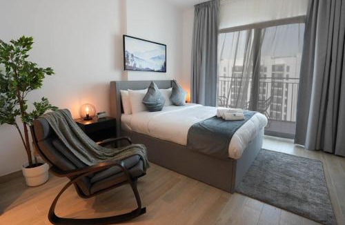 Abu Dhabi Apartment | Mesmerizing Canal View