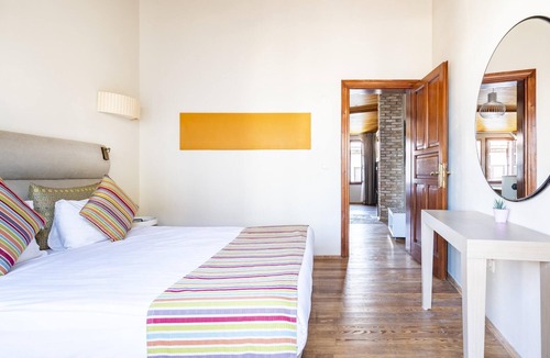 Kaleici House | Mesmerizing Hotel Room near Hadrian's Gate
