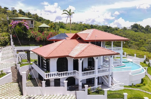 El Castillo Villa | Mesmerizing Volcano Villa Infinity Pool + Hot Tubes