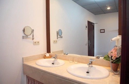 El Cuarton Hotel | Meson de Sancho