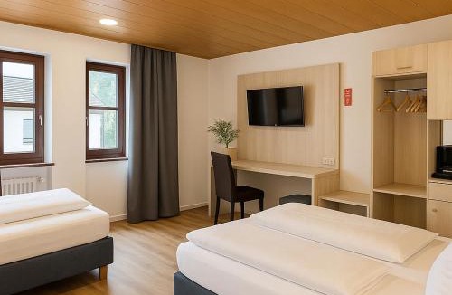 Altenfurt Hotel | Messehotel Daucher A9 Autobahn 24h Self-Check-in