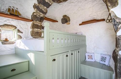 Mandraki Apartment | Messes Traditional Stone House with Amazing Sea View