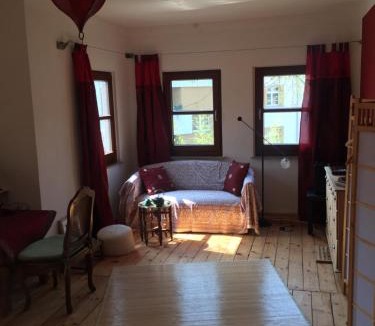 Bickendorf House | Messezimmer Nähe Zentrum