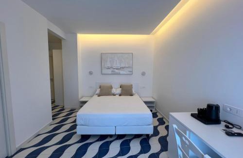 Meta House | Metasuites Beach