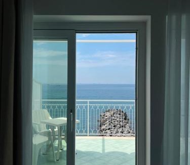 Meta House | Metasuites Beach