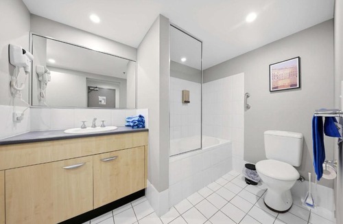 Cronulla Apartment | MetaWise BNB Modern Studio in Central Cronulla 2