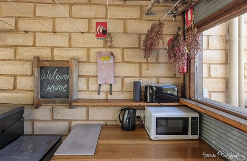 Congewai Villa | MetaWise Hunter Valley Olive Farm Stay