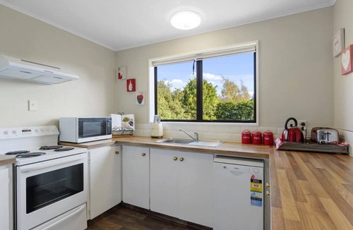 Methven House | Methven MtHutt/Opuke big house-private,fenced,5 min walk to centre, pet-friendly