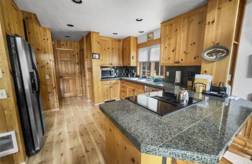 Camp Sherman House | Metolius Cabin 11