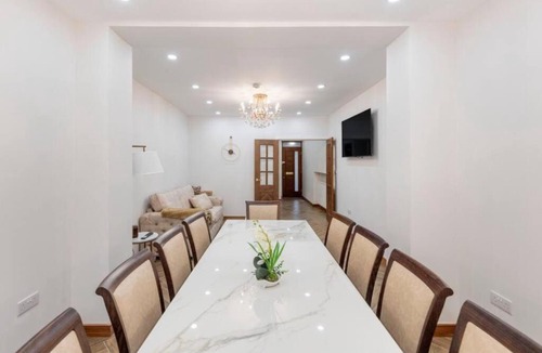 Tottenham Green Apartment | Metro Majesty 5-Bedroom Gem in South Tottenham