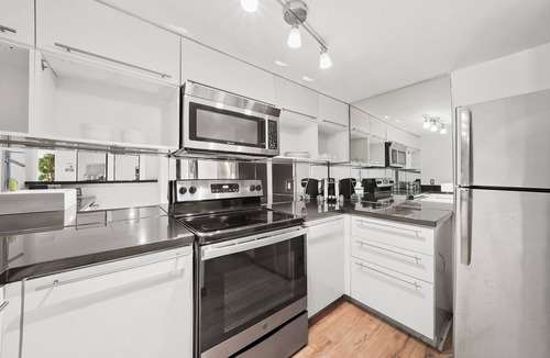 Flamingo/Lummus Hotel | Metropole Suites South Beach