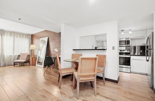 Flamingo/Lummus Hotel | Metropole Suites South Beach