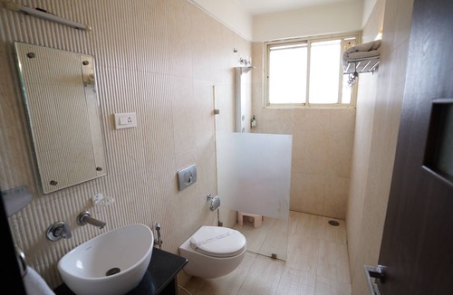 Hubli Hotel | Metropolis Hotel