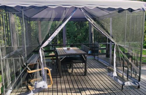 Lohja Ski Chalet | Metsämökki