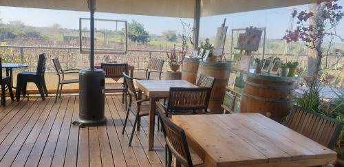 Agur Cabin | Mettler Winery