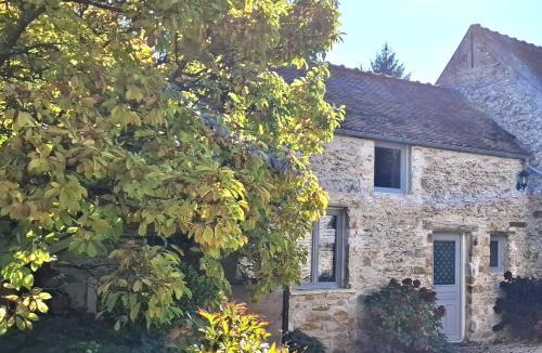 Maincy House | Meulière de Charme