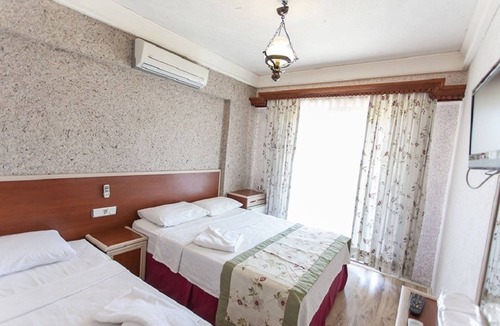 Akyaka City Center Hotel | Mevsim Otel