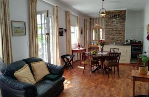 Plumstead Apartment | Meyerhof