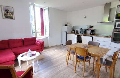 Murol Apartment | MF4