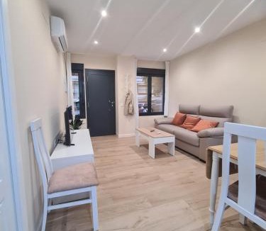 Ciudad Jardin Apartment | Mi Casa es Su Casa