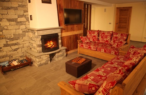 Extrepieraz House | Mi casa tu casa