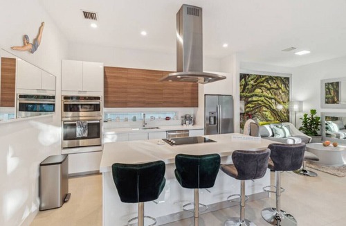 Coral Way House | Miami Haven home 3B/3B - heated pool-jacuzzi/outside - inside