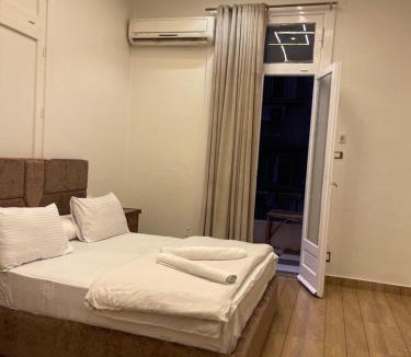 Downtown Cairo Bed & Breakfast | Miami Hotel