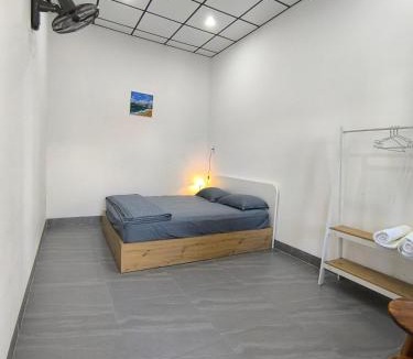 Phu Cat Bed & Breakfast | Mian Motel