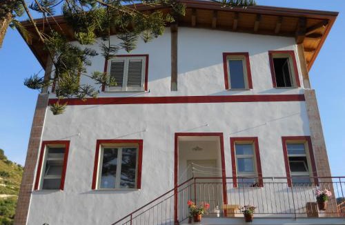 Gioiosa Marea Apartment | Michelangelo's House